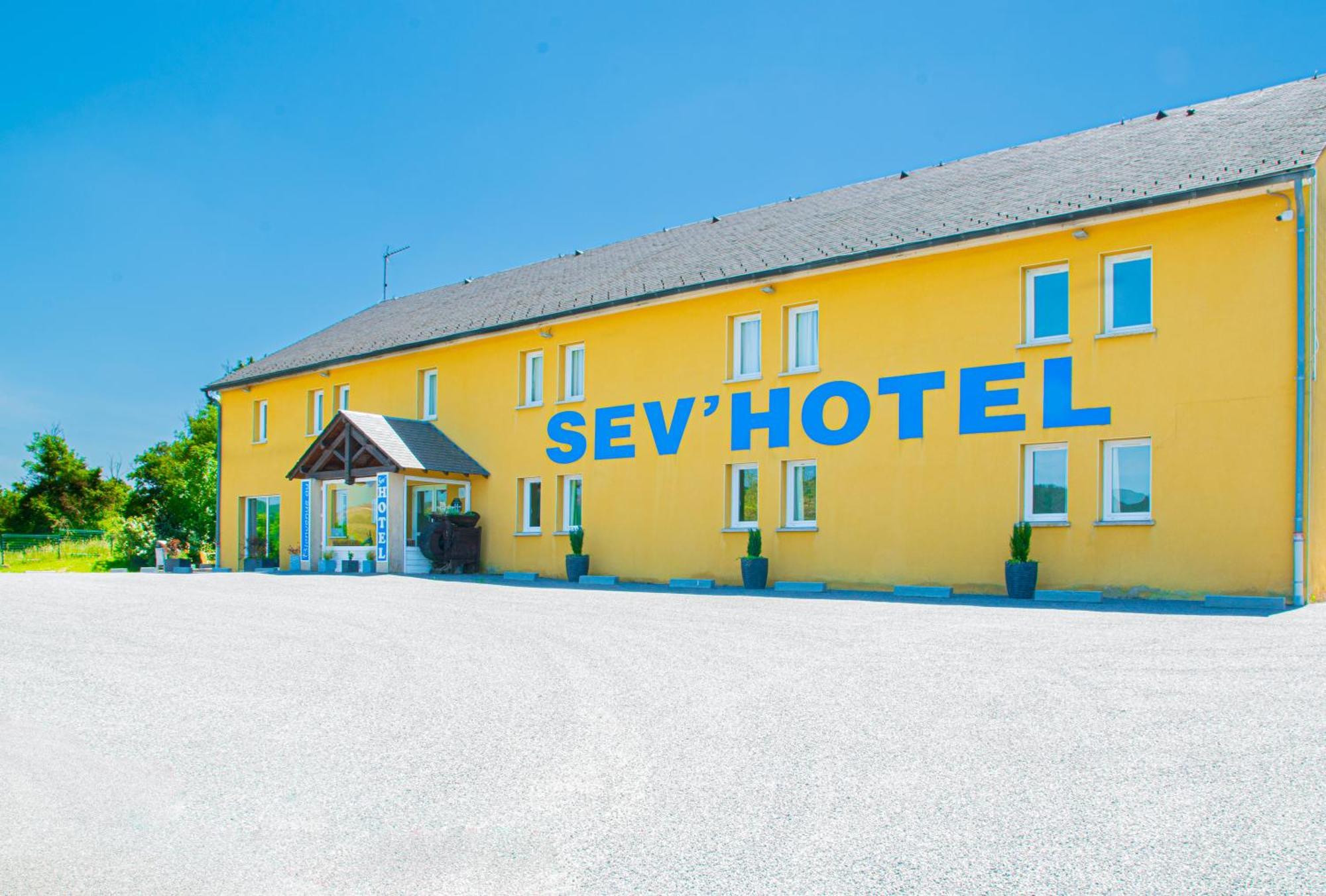 Sev'Hotel Sévérac-le-Château Zewnętrze zdjęcie
